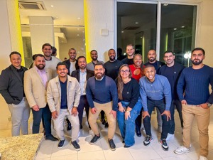 Foto de grupo dos participantes de um encontro presencial do Clube NEX